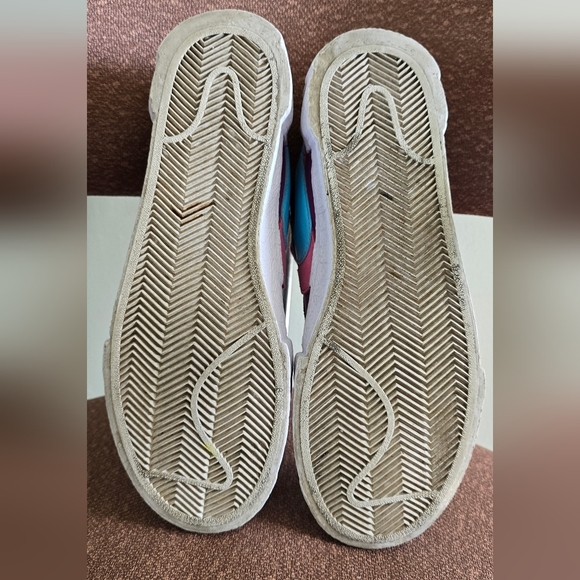 Nike KAWS Purple Dusk Style Code: DM7901-500 Low Sacai Blazer - Picture 7 of 12